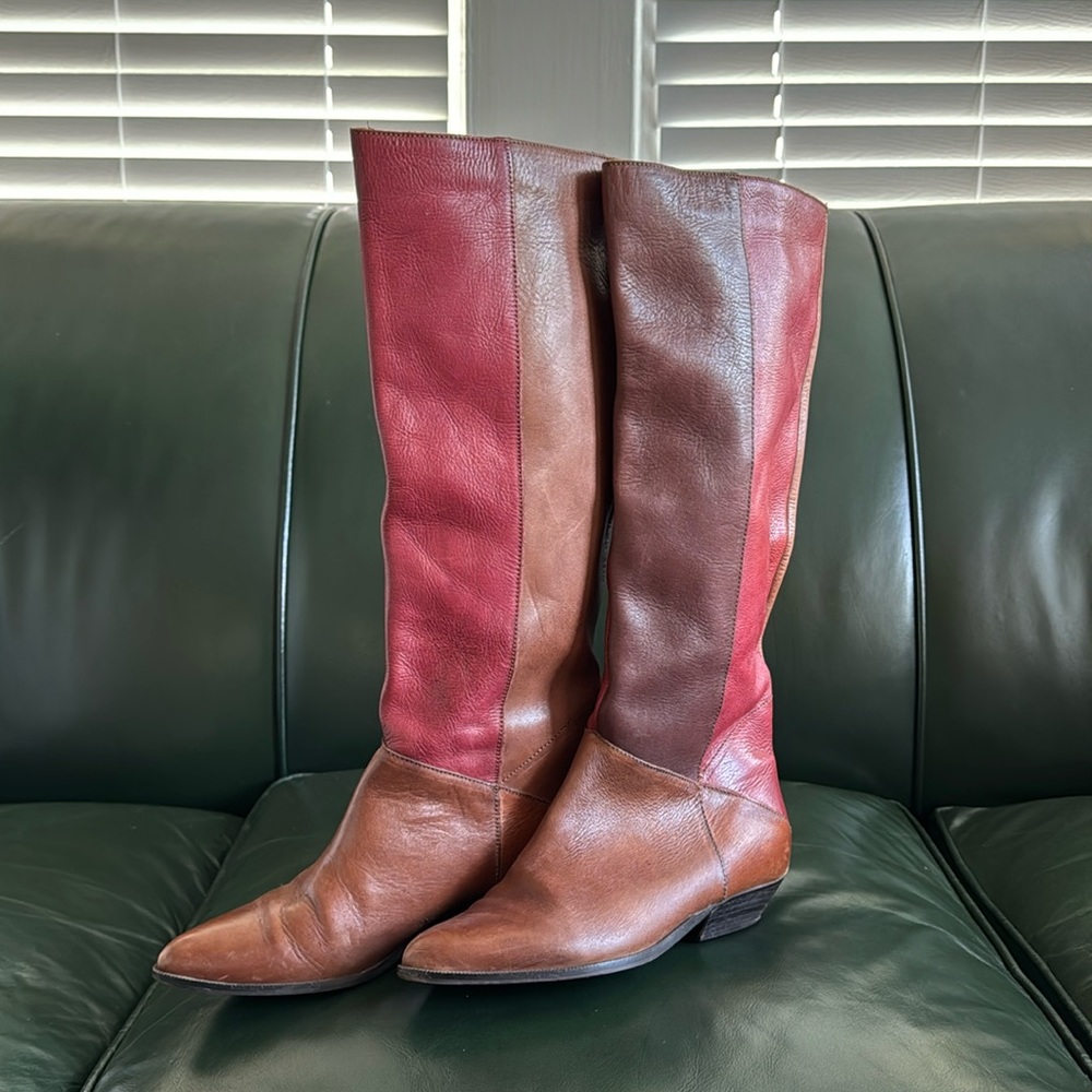Women’s Vintage patchwork leather, low-heeled calf boots Size 7M